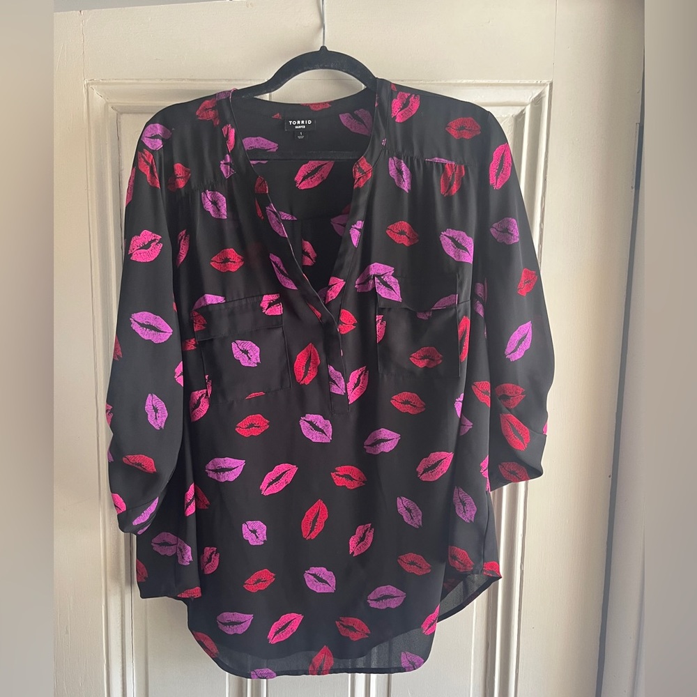 Lips Print Harper Blouse
